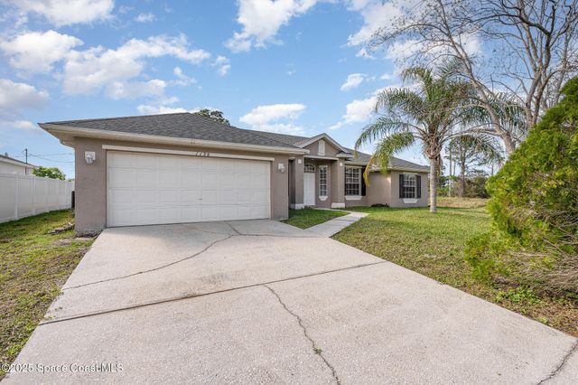 1198 Kenmore Street NW, Palm Bay, FL 32907