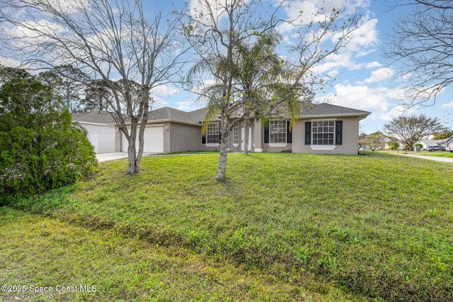 1198 Kenmore Street NW, Palm Bay, FL 32907