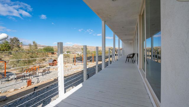 6946 Lennox Avenue, Yucca Valley, CA 92284