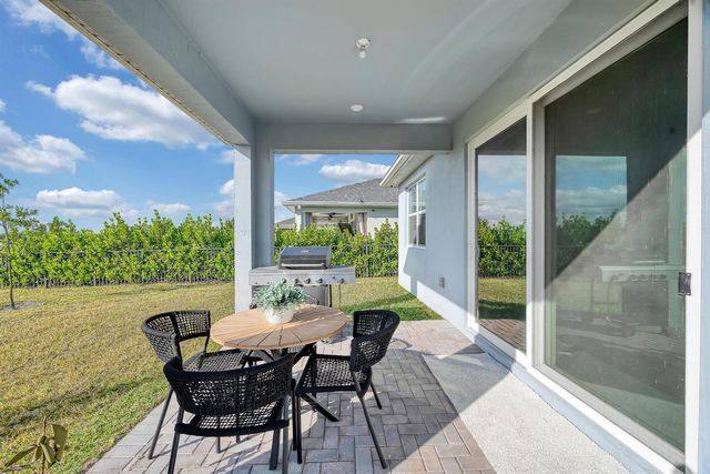 10142 SW Orana Drive, Port St. Lucie, FL 34987
