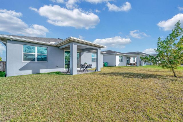 10142 SW Orana Drive, Port St. Lucie, FL 34987