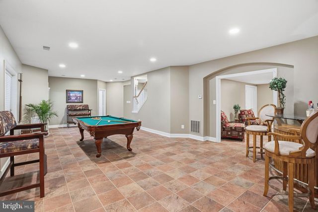 1156 FIELDVIEW DR, Reston, VA 20194