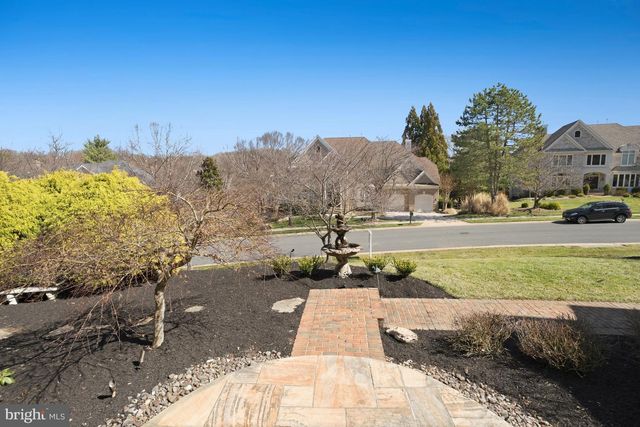 1156 FIELDVIEW DR, Reston, VA 20194