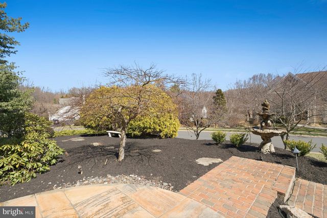 1156 FIELDVIEW DR, Reston, VA 20194