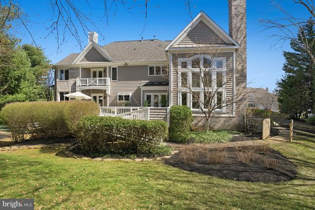 1156 FIELDVIEW DR, Reston, VA 20194