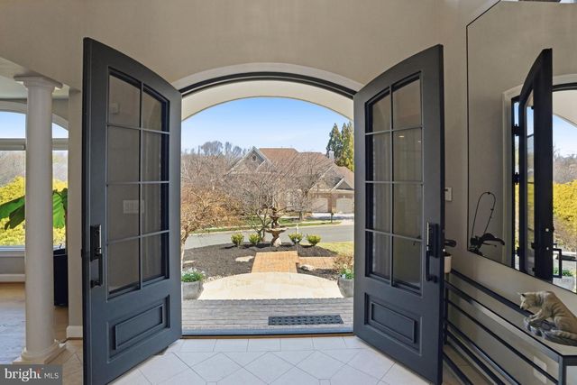 1156 FIELDVIEW DR, Reston, VA 20194