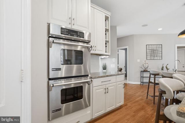 1156 FIELDVIEW DR, Reston, VA 20194