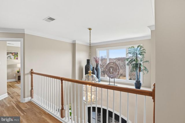 1156 FIELDVIEW DR, Reston, VA 20194