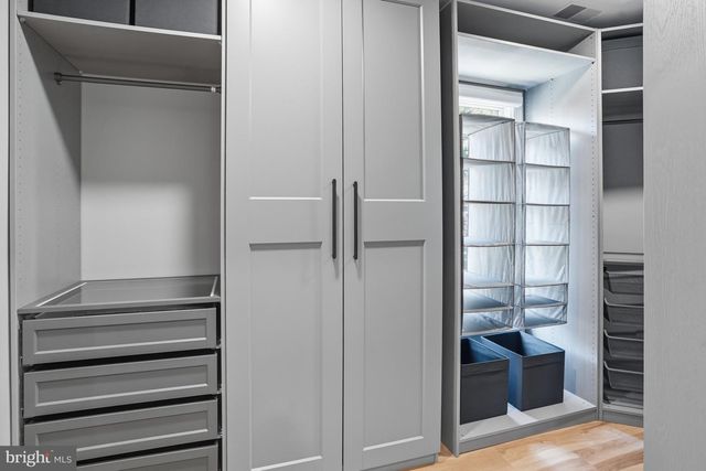 1156 FIELDVIEW DR, Reston, VA 20194