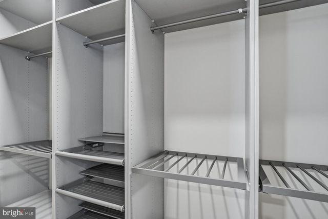 1156 FIELDVIEW DR, Reston, VA 20194