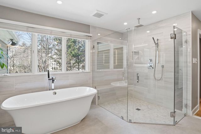 1156 FIELDVIEW DR, Reston, VA 20194