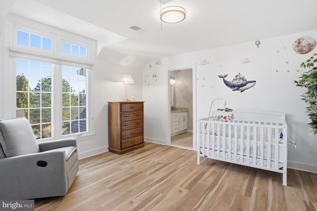 1156 FIELDVIEW DR, Reston, VA 20194