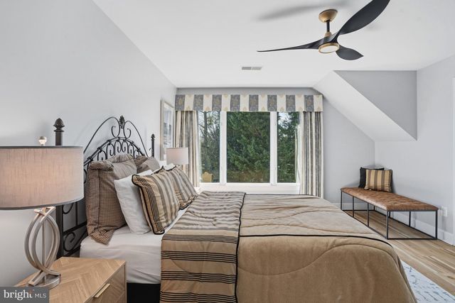 1156 FIELDVIEW DR, Reston, VA 20194