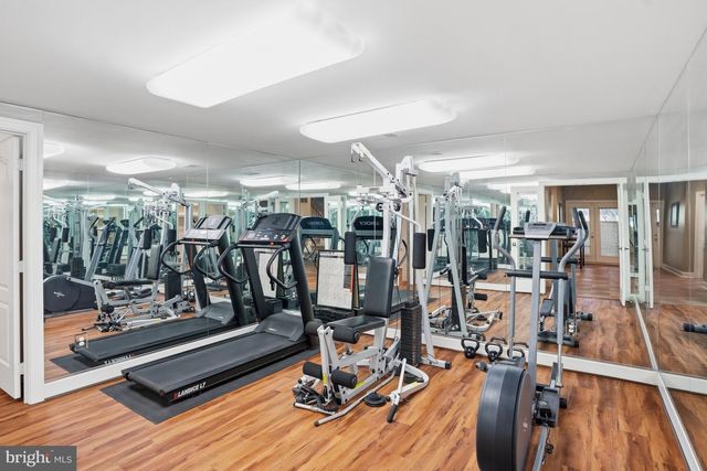 1156 FIELDVIEW DR, Reston, VA 20194