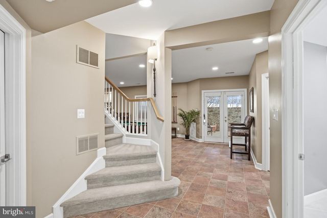 1156 FIELDVIEW DR, Reston, VA 20194