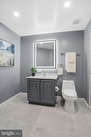 1156 FIELDVIEW DR, Reston, VA 20194