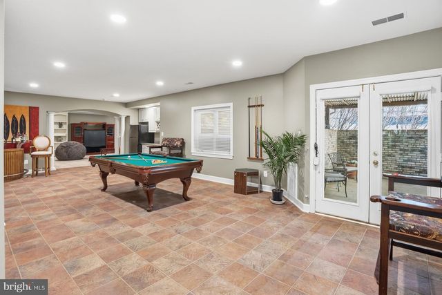 1156 FIELDVIEW DR, Reston, VA 20194