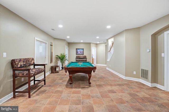 1156 FIELDVIEW DR, Reston, VA 20194