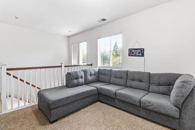 1993 Ellesmere Loop, Roseville, CA 95747