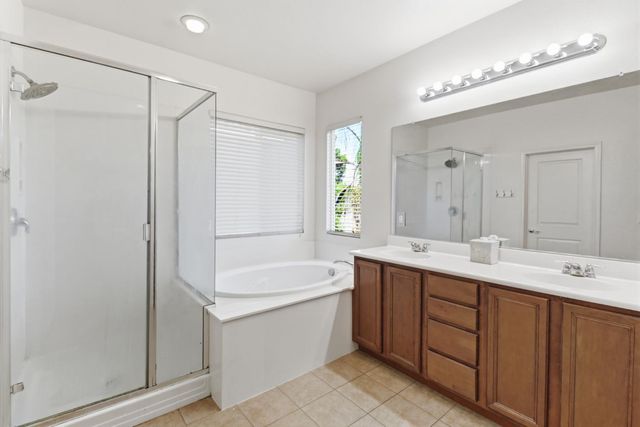 1993 Ellesmere Loop, Roseville, CA 95747