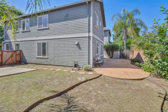 1993 Ellesmere Loop, Roseville, CA 95747