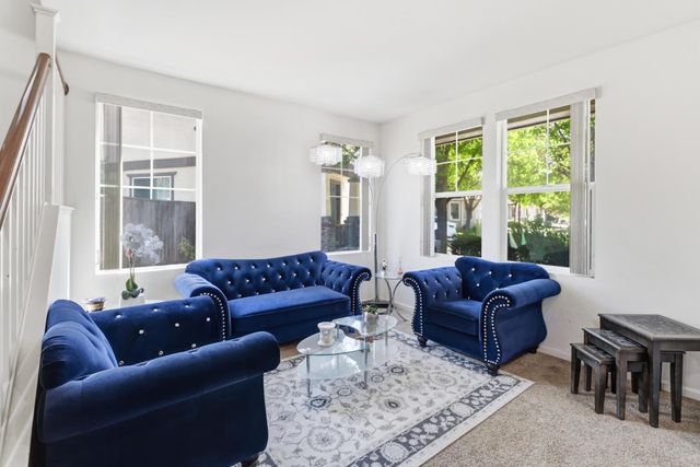 1993 Ellesmere Loop, Roseville, CA 95747