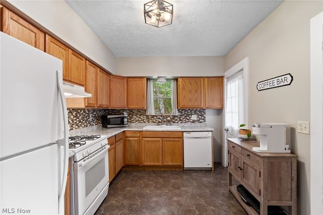 247 Milan Street N, Canal Fulton, OH 44614