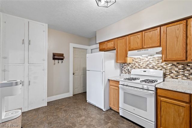 247 Milan Street N, Canal Fulton, OH 44614