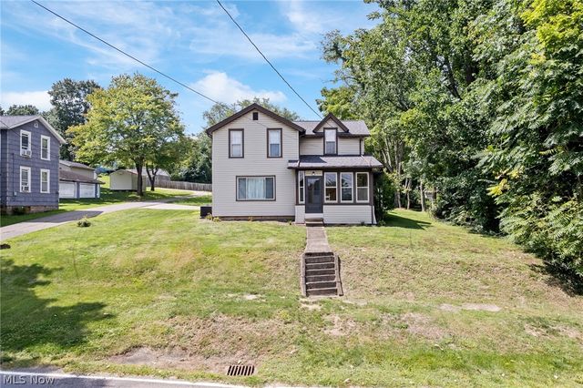 247 Milan Street N, Canal Fulton, OH 44614