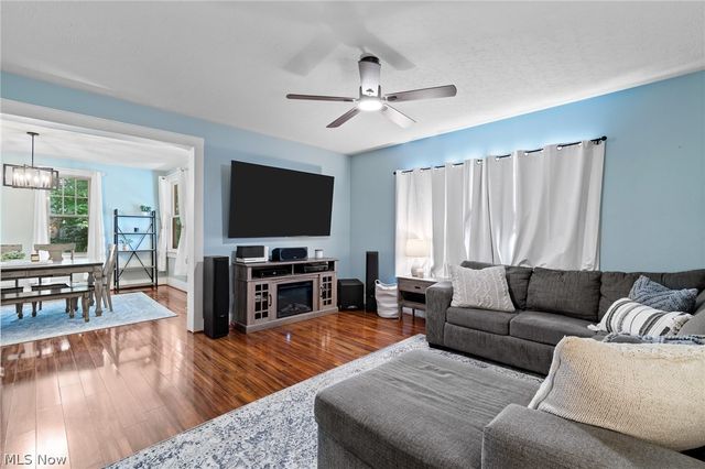 247 Milan Street N, Canal Fulton, OH 44614