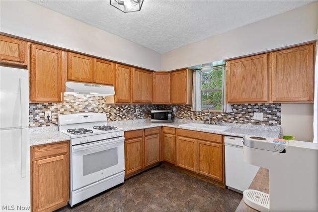 247 Milan Street N, Canal Fulton, OH 44614