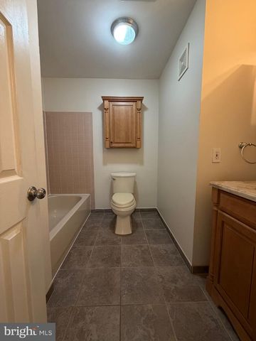 147 HEATHER CROFT, Egg Harbor Township, NJ 08234