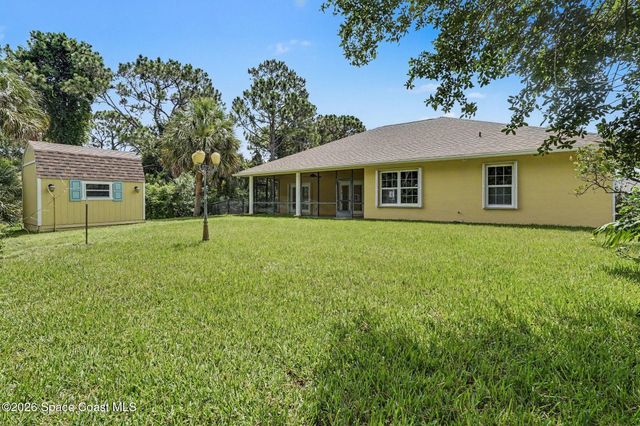 495 Seagrass Avenue, Sebastian, FL 32958
