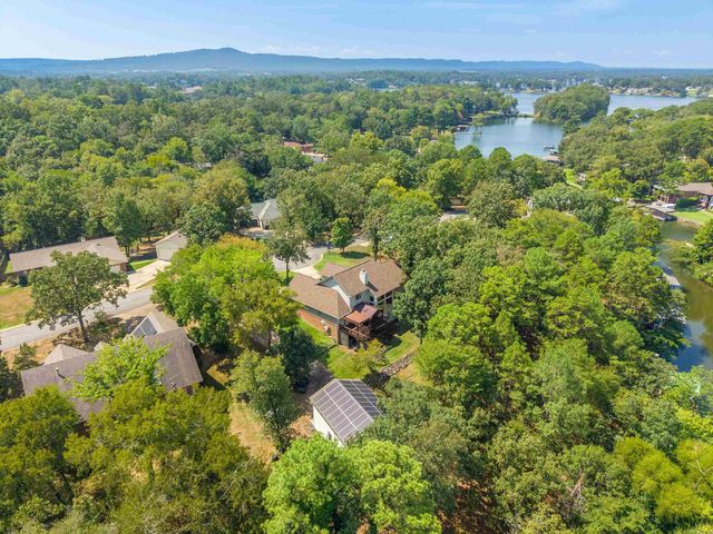 106 Coca Bay Point, Hot Springs, AR 71913