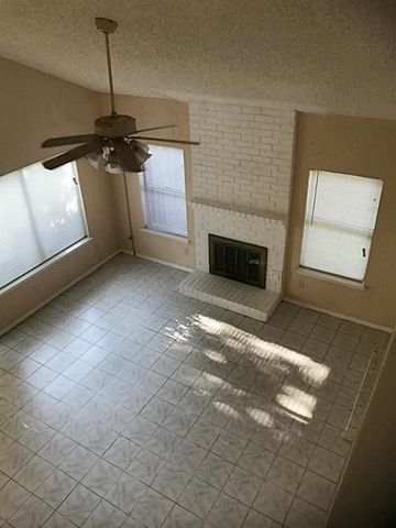 8414 Grand Knolls Drive, Houston, TX 77083