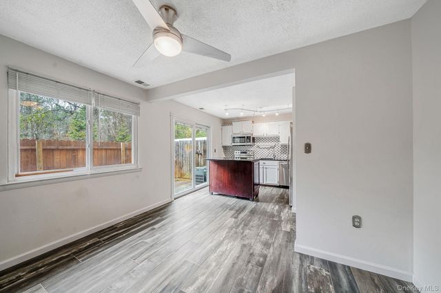 26 Amesworth Court, Middle Island, NY 11953