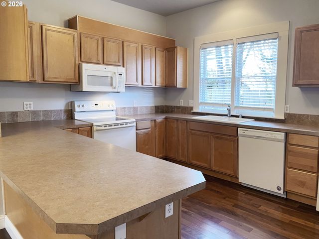 1614 KAUFFMAN Ave, Vancouver, WA 98660