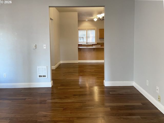 1614 KAUFFMAN Ave, Vancouver, WA 98660