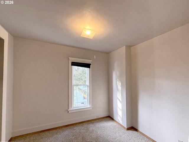 1614 KAUFFMAN Ave, Vancouver, WA 98660