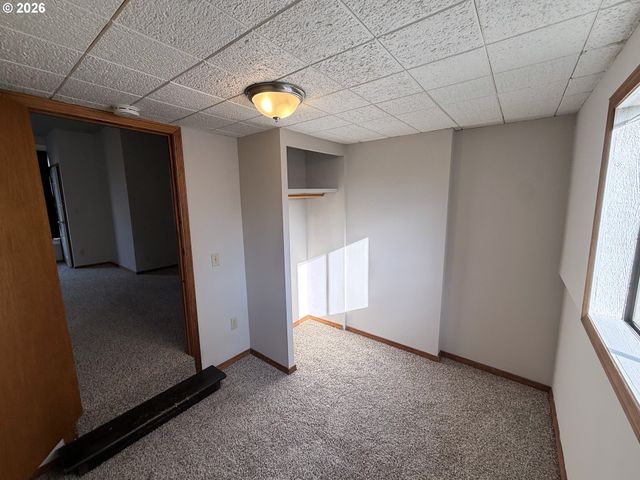 1614 KAUFFMAN Ave, Vancouver, WA 98660