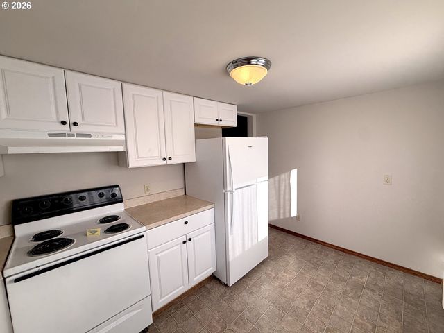1614 KAUFFMAN Ave, Vancouver, WA 98660