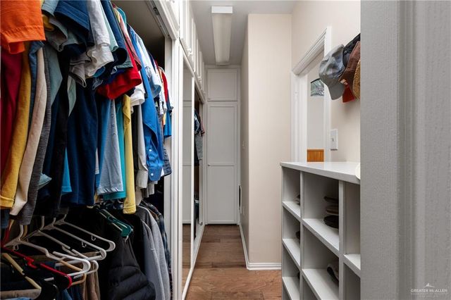 413 E Bluebird Avenue, Mcallen, TX 78504