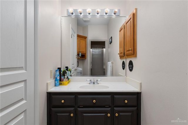 413 E Bluebird Avenue, Mcallen, TX 78504