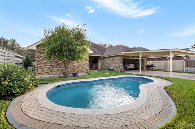 413 E Bluebird Avenue, Mcallen, TX 78504