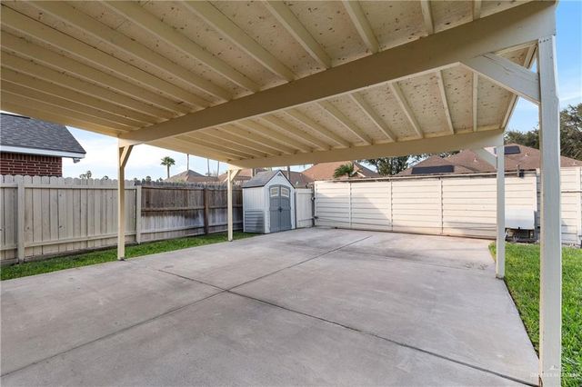 413 E Bluebird Avenue, Mcallen, TX 78504