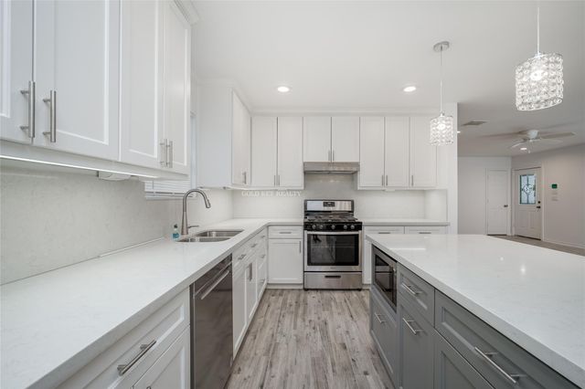 218 Ishmeal Street, Houston, TX 77076