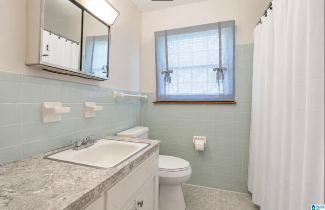 636 YELLOWSTONE DRIVE, Birmingham, AL 35206