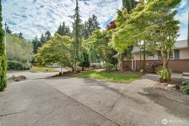 1602 S Winnifred Street, Tacoma, WA 98465