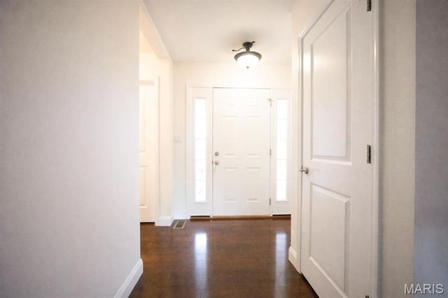 7008 Augusta Drive, Glen Carbon, IL 62034