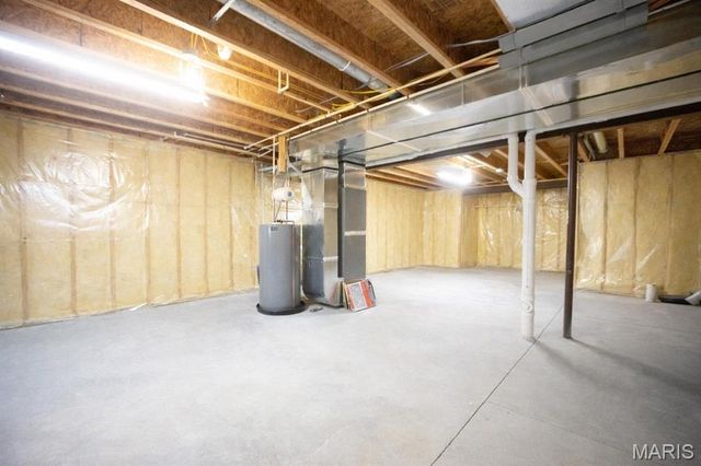 7008 Augusta Drive, Glen Carbon, IL 62034